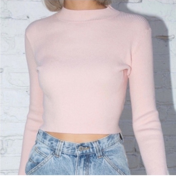 Brandy Melville Baby Pink Cropped Ribbed Sweater - Picture 3 of 9